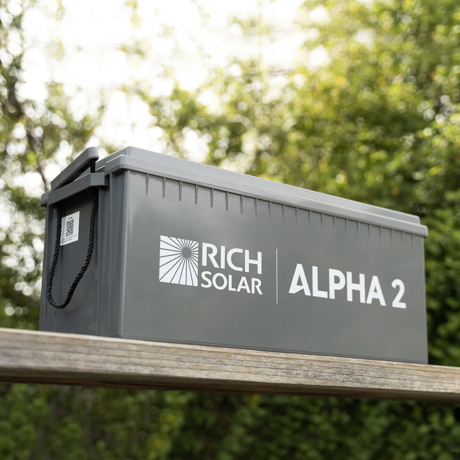 Rich Solar Alpha 2 | 12 V 200 Ah LiFePO4 Off-Grid Battery | RS-B122S